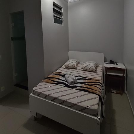 Hotel Amanhecer N903- Feirinha Da Madrugada-Bras เซาเปาโล ภายนอก รูปภาพ