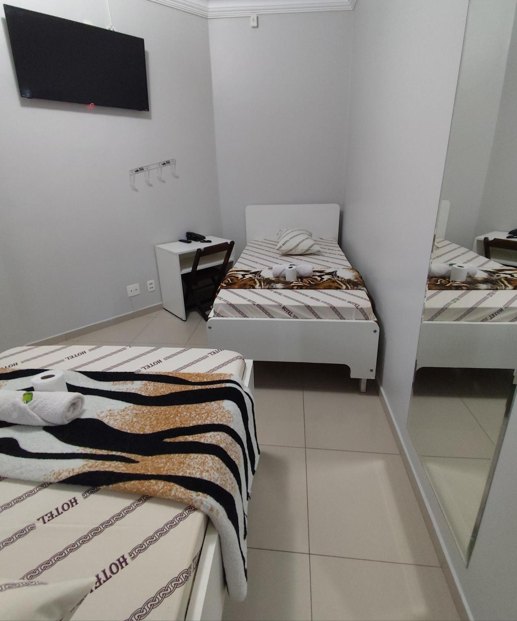 Hotel Amanhecer N903- Feirinha Da Madrugada-Bras เซาเปาโล ภายนอก รูปภาพ